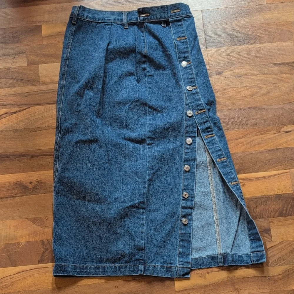 Denim Button-Front Midi Skirt - Blue - Picture 1 of 7